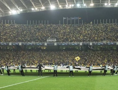 Ανησυχία της UEFA για τη στατική επάρκεια στο άνω διάζωμα του ΟΑΚΑ - Βίντεο δείχνει μεγάλη ταλάντωση